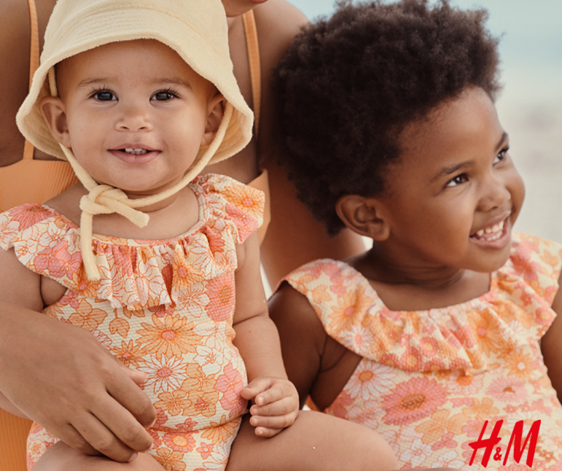 Pořiďte v H&M outfit na pláž pro celou rodinu