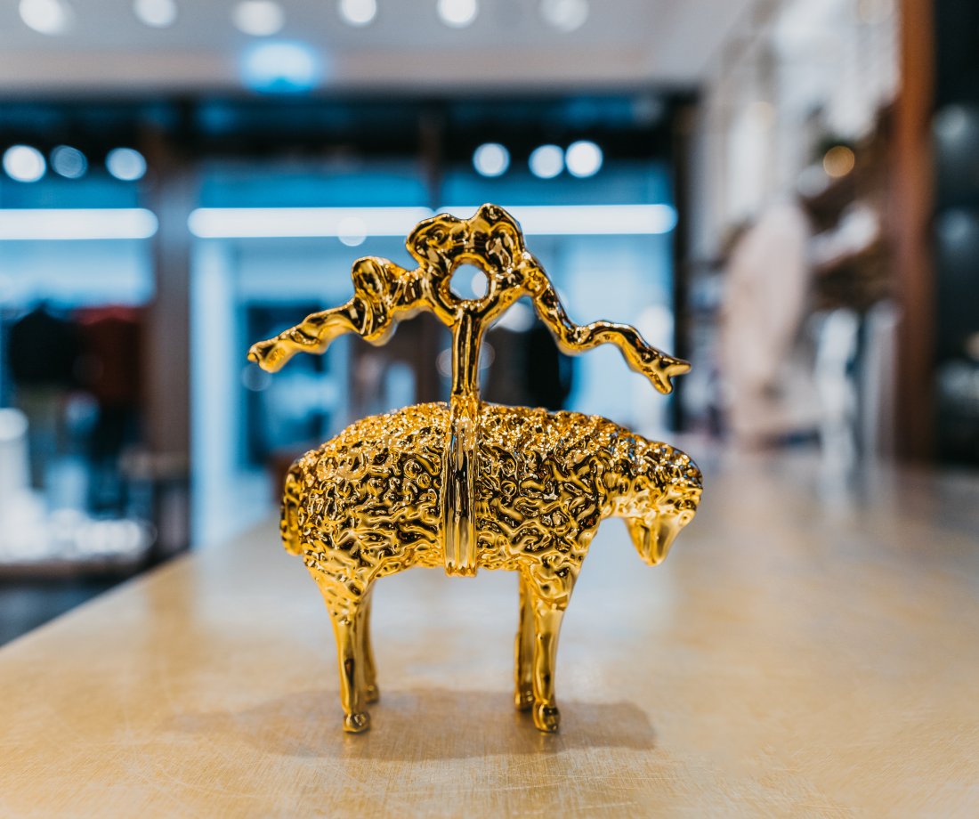 GIFT FROM BROOKS BROTHERS